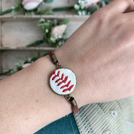 BASEBALL BEZEL BRACELET