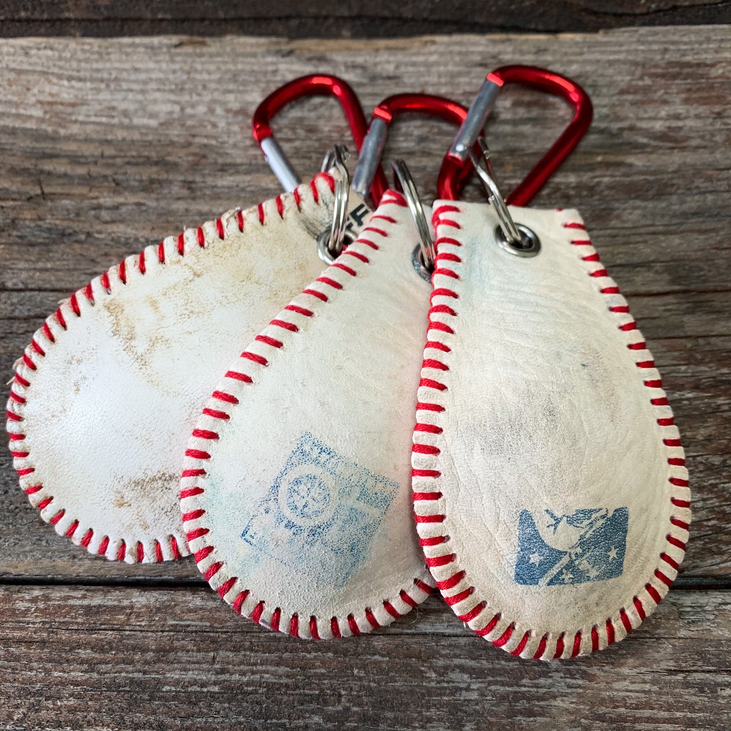 BASEBALL KEYCHAIN