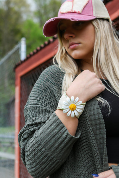 DAISY BASEBALL CUFF